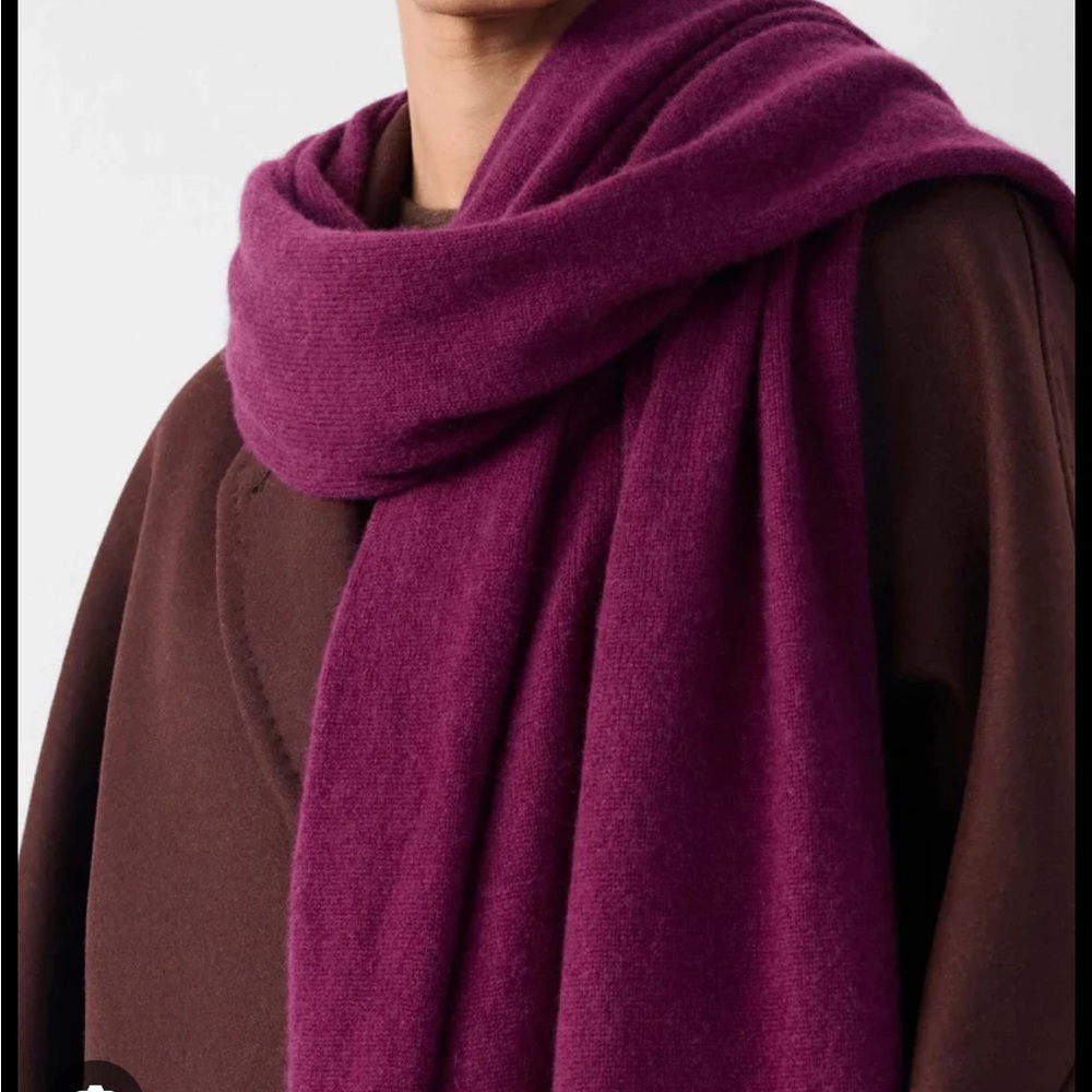 White + Warren Cashmere Travel Wrap/Scarf